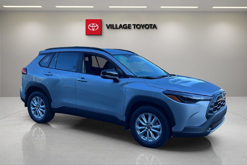 New 2026 Toyota Corolla Cross LE FWD image 7