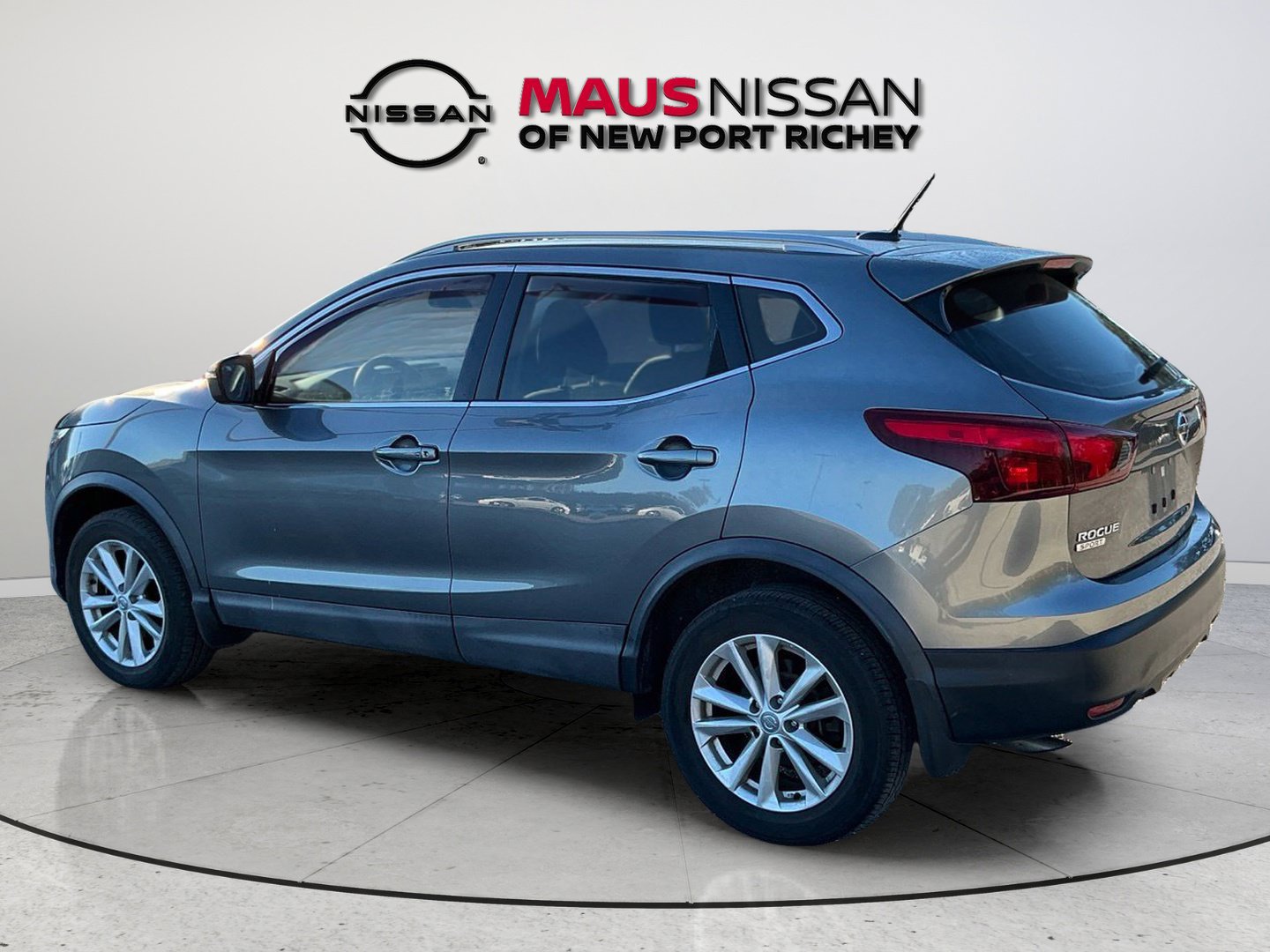Used 2017 Nissan Rogue Sport SV w/ SV All-Weather Package FWD image 6