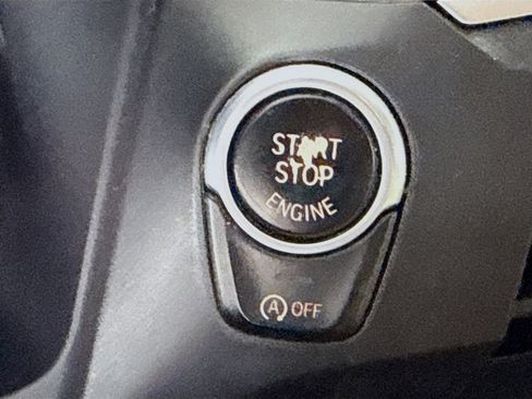 Used 2019 BMW X3 sDrive30i image 21