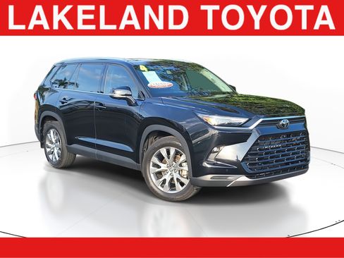 Used 2024 Toyota Grand Highlander Limited image 1