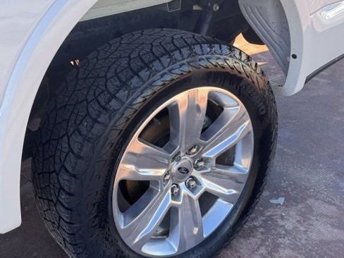 Used 2020 Ford F150 Platinum w/ Equipment Group 701A Luxury image 13