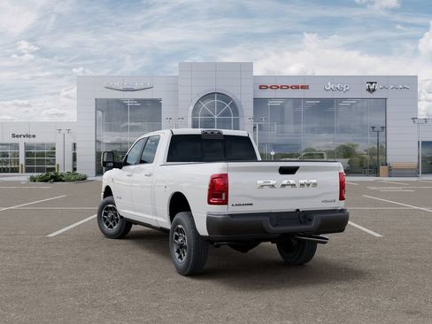 New 2026 RAM 2500 Laramie AWD/4WD image 3