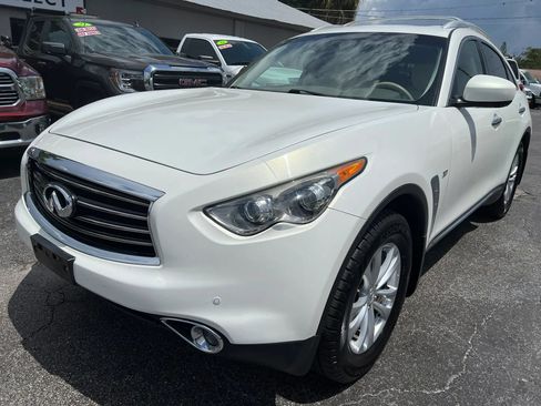 Used 2014 INFINITI QX70 AWD w/ Premium Package image 2