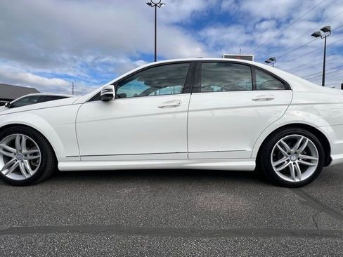 Used 2014 Mercedes-Benz C 250 Sedan image 3
