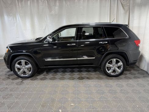 Used 2011 Jeep Grand Cherokee Limited w/ Trailer Tow Group IV AWD/4WD image 5