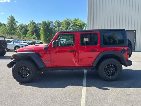 Used 2025 Jeep Wrangler Unlimited Sport S 4xe AWD/4WD image 9