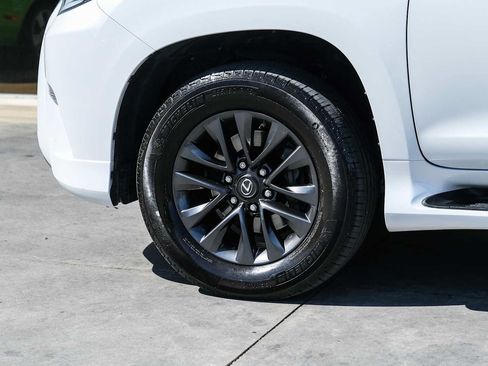 Used 2021 Lexus GX 460 Premium w/ Premium Package AWD/4WD image 18