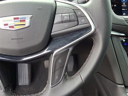 New 2026 Cadillac XT5 Premium Luxury w/ Driver Assist Package image 16