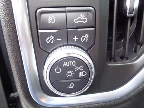 Used 2020 GMC Sierra 3500 Denali w/ Denali Ultimate Package image 54