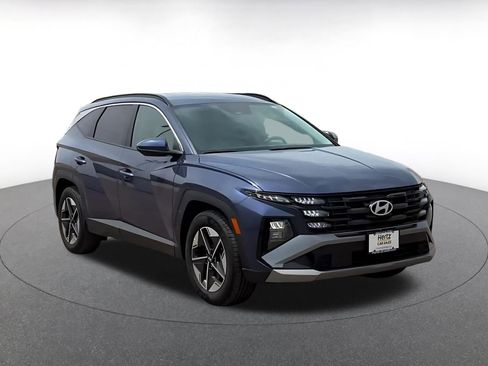 Used 2025 Hyundai Tucson SEL FWD image 3