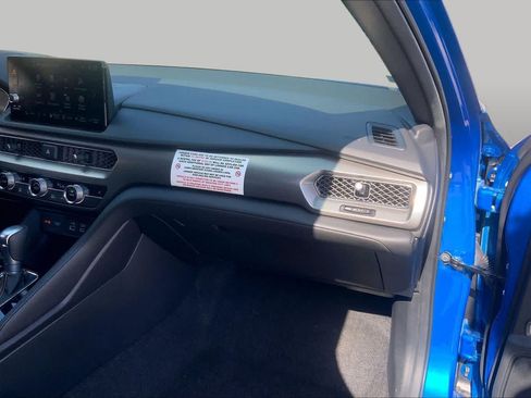 Used 2026 Acura Integra A-Spec FWD image 19