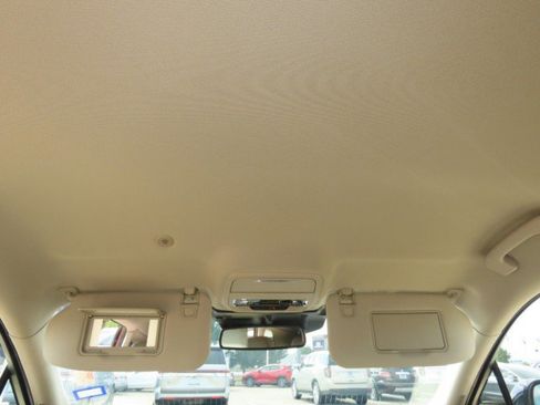 Used 2024 Lincoln Corsair Reserve FWD image 21