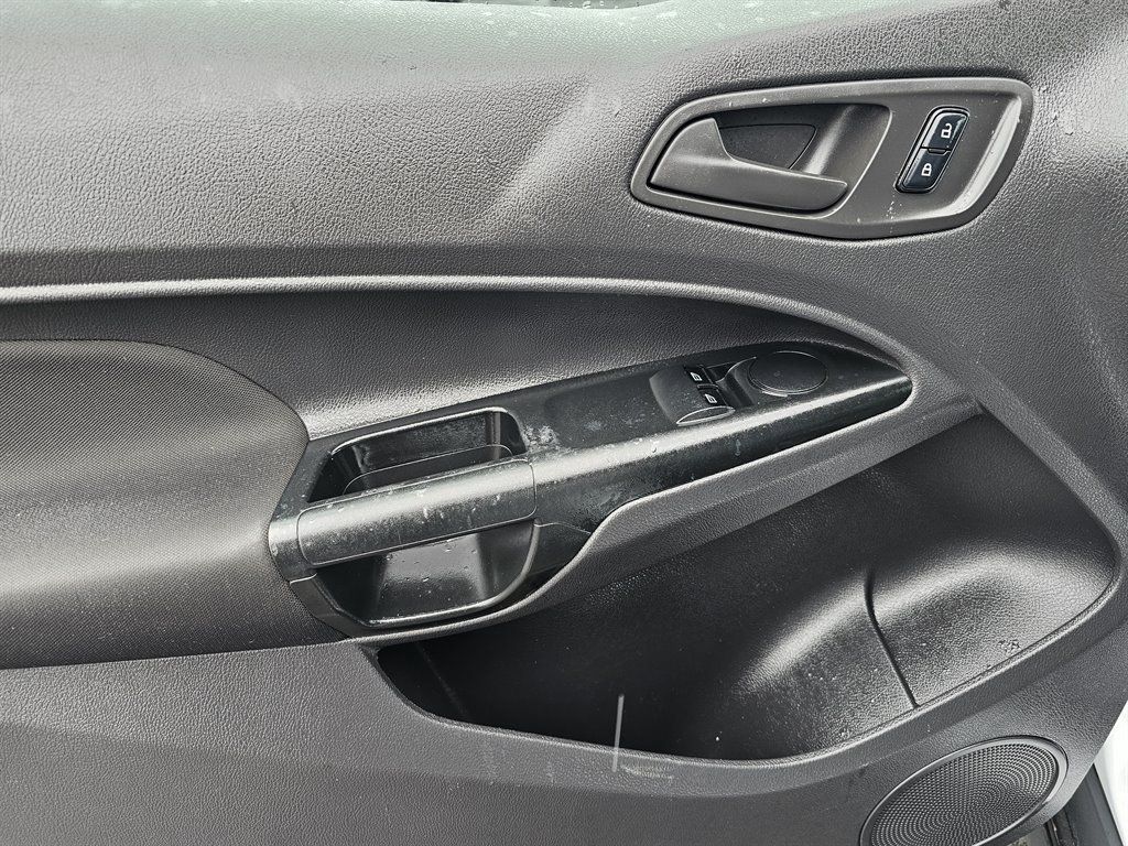 Used 2018 Ford Transit Connect XL FWD image 15
