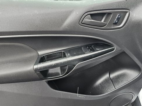 Used 2018 Ford Transit Connect XL image 15