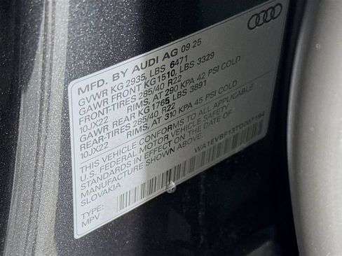 Used 2026 Audi Q8 Premium Plus AWD/4WD image 31