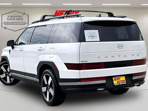 Used 2025 Hyundai Santa Fe Limited AWD/4WD image 4