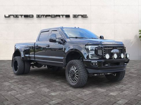 Used 2021 Ford F350 Platinum AWD/4WD image 7