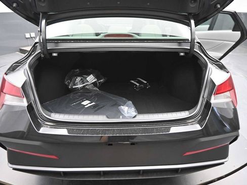 New 2026 Hyundai Elantra Sport FWD image 14