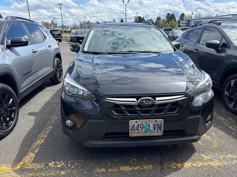 Used 2021 Subaru Crosstrek 2.0i Premium image 6