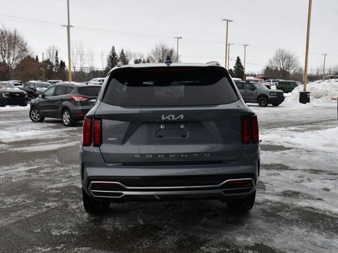 Used 2022 Kia Sorento SX image 5