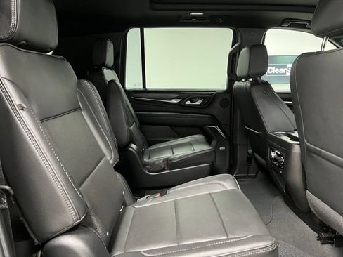 Used 2022 GMC Yukon XL Denali w/ Advanced Technology Package AWD/4WD image 53