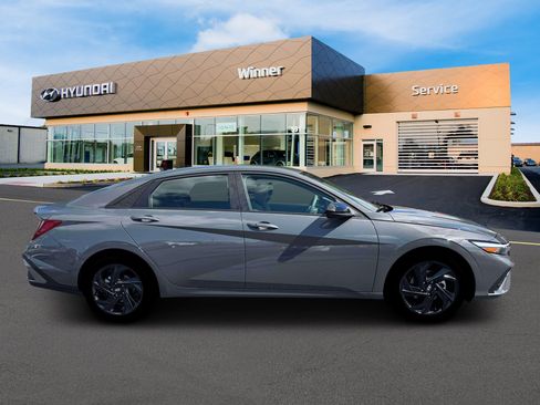 New 2026 Hyundai Elantra Sport FWD image 9