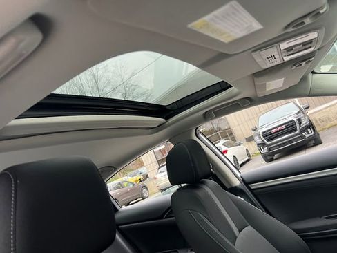 Used 2018 Honda Civic EX image 26