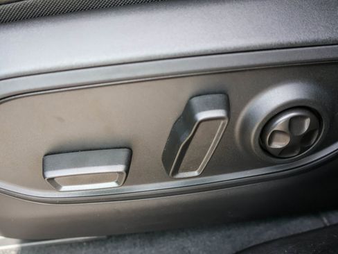 New 2026 Jeep Grand Cherokee L Limited w/ Limited Altitude Package image 6