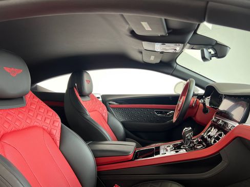 Used 2020 Bentley Continental GT image 22