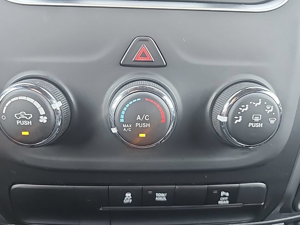 Used 2024 RAM 1500 Warlock AWD/4WD image 8