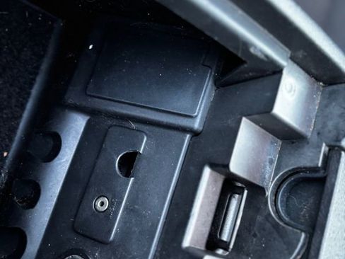 Used 2014 Ford Mustang Convertible image 33