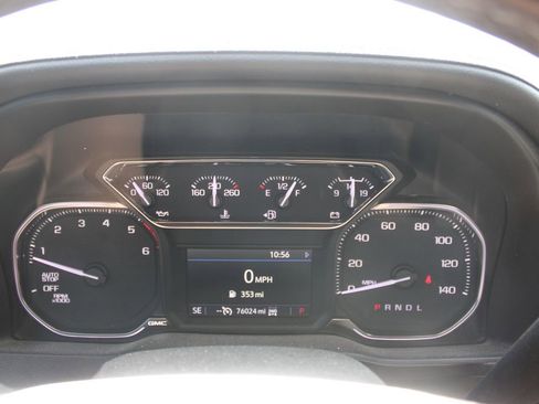 Used 2021 GMC Sierra 1500 SLE w/ X31 Off-Road Package AWD/4WD image 22