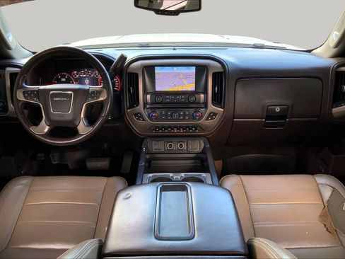 Used 2015 GMC Sierra 2500 Denali w/ Duramax Plus Package AWD/4WD image 14