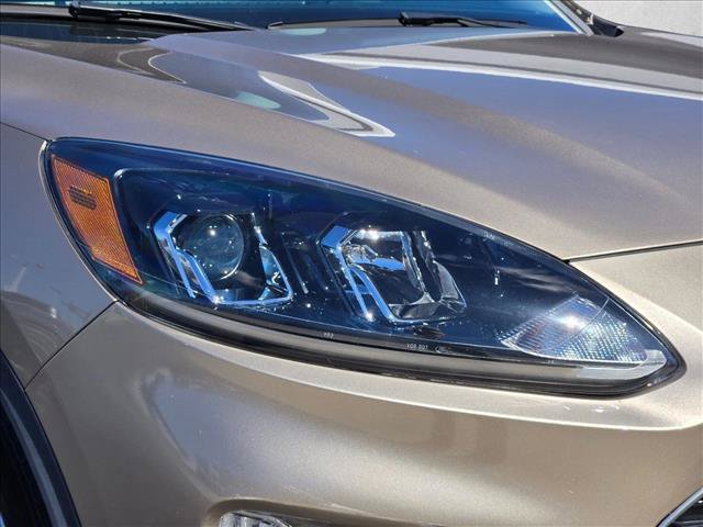 Used 2020 Ford Escape SEL FWD image 3