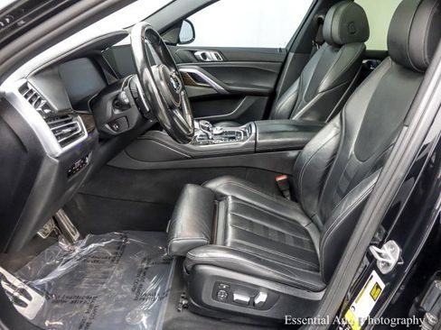 Used 2021 BMW X6 xDrive40i w/ Executive Package image 11