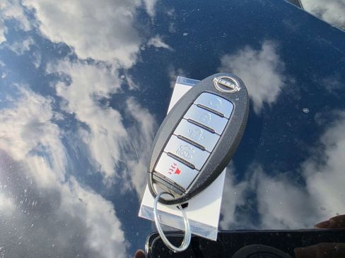 Used 2023 Nissan Altima 2.5 SV image 10