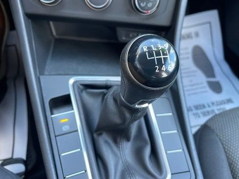 Used 2021 Volkswagen Jetta S FWD image 19
