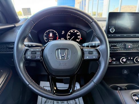 Certified 2025 Honda HR-V Sport image 17