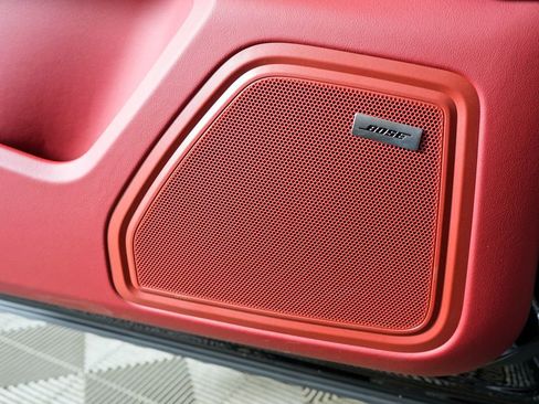 New 2026 Porsche Macan image 16