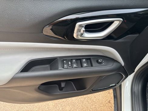 New 2025 Jeep Compass Limited w/ Sun & Sound Group image 15