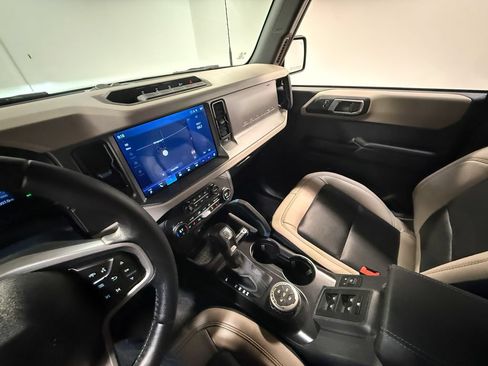 Used 2024 Ford Bronco Wildtrak AWD/4WD image 83
