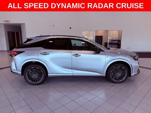 Used 2025 Lexus RX 500h F Sport w/ Convenience Package image 9