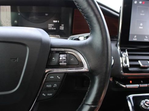 Used 2020 Lincoln Navigator Reserve w/ Luxury Package AWD/4WD image 13