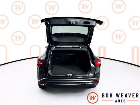 New 2026 Chevrolet Trax LT w/ Driver Confidence Package FWD image 32