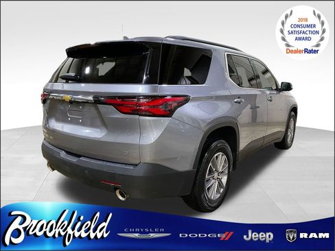 Used 2023 Chevrolet Traverse LT image 8