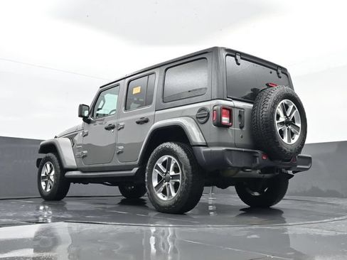 Used 2019 Jeep Wrangler Unlimited Sahara w/ Dual Top Group AWD/4WD image 24