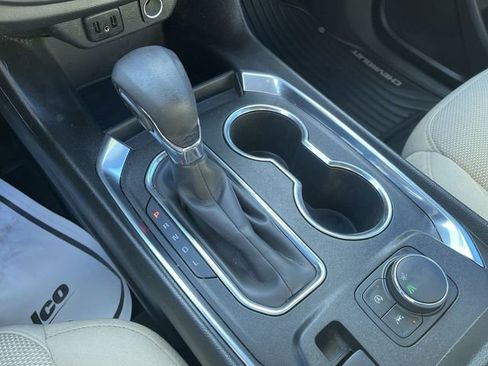 Used 2023 Chevrolet Traverse LS w/ Safety Package image 16