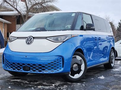 New 2025 Volkswagen ID. Buzz Pro S Plus