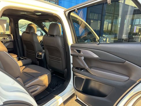Used 2021 MAZDA CX-9 Signature image 14