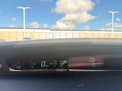 Used 2013 Toyota Prius Three image 19